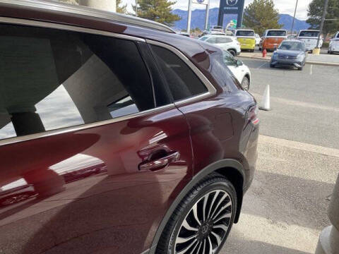 2022 Lincoln Nautilus Black Label