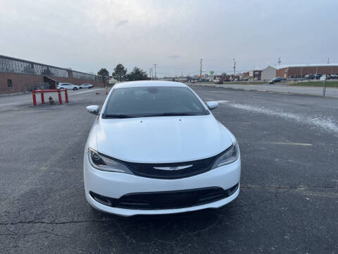 2016 Chrysler 200 S