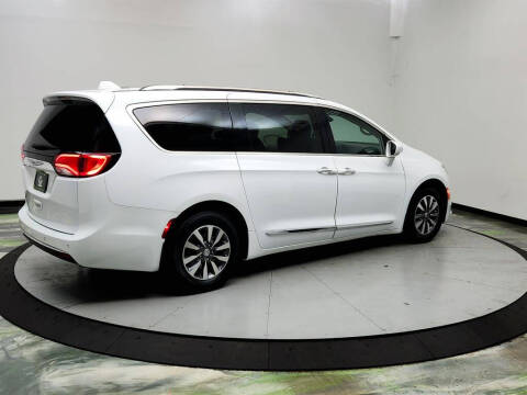 2020 Chrysler Pacifica Touring L Plus