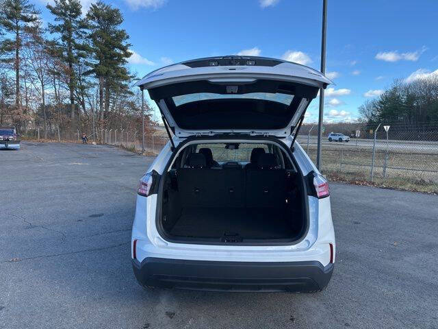 2024 Ford Edge SE