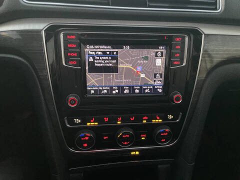 2018 Volkswagen Passat 2.0T SE