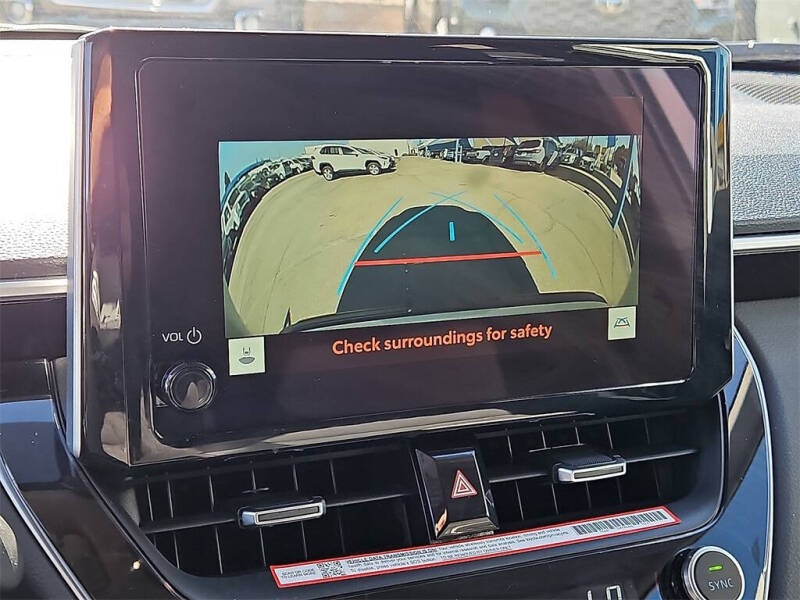 2025 Toyota Corolla Cross XLE