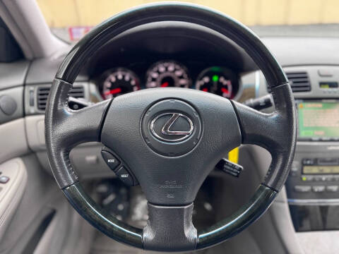 2004 Lexus ES 330