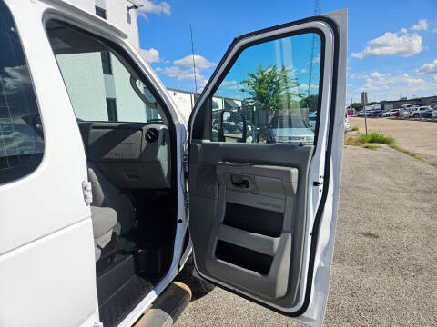 2014 Ford E-Series E-250