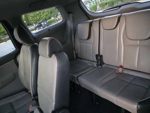 2017 Kia Sedona LX