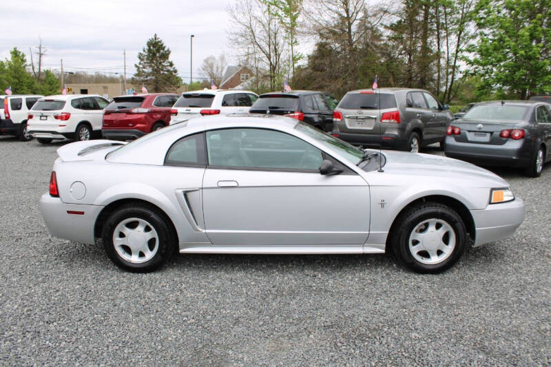 2000 Ford Mustang