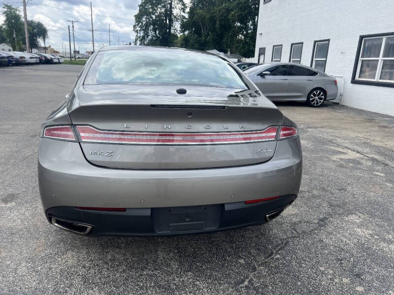 2016 Lincoln MKZ