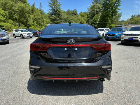 2021 Kia Forte GT Line