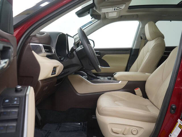 2021 Toyota Highlander Platinum