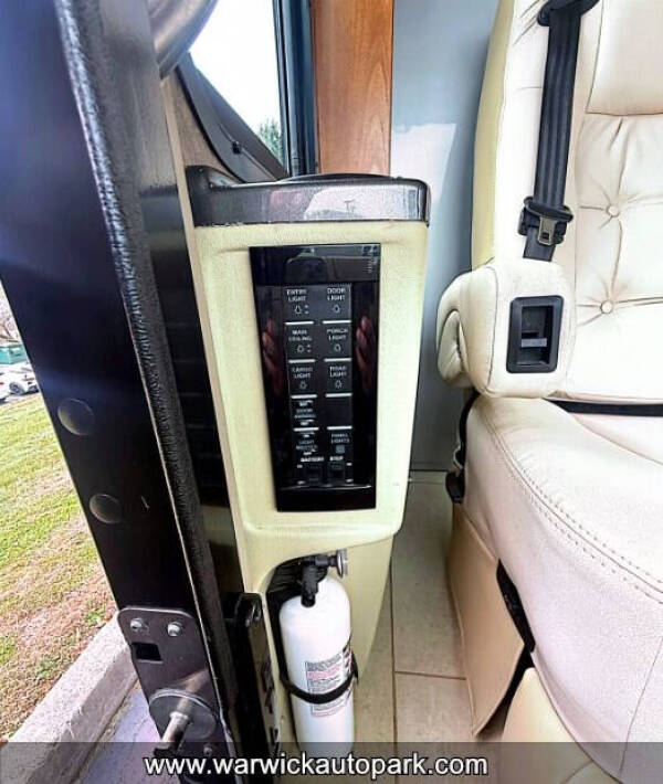 2015 Freightliner XCM Chassis
