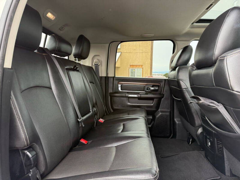 2016 RAM 3500 Laramie