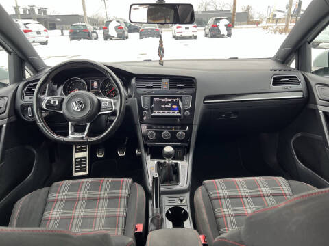 2015 Volkswagen Golf GTI S