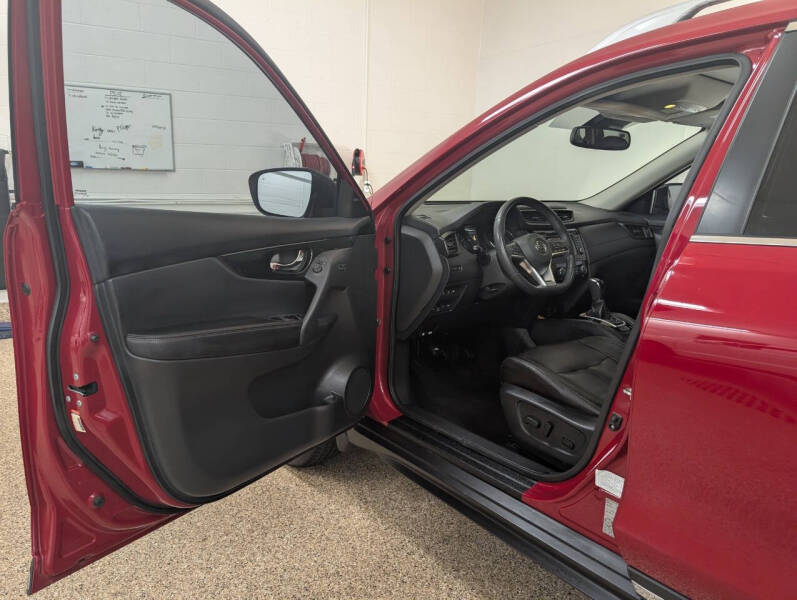 2017 Nissan Rogue SL