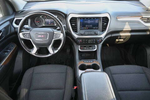 2020 GMC Acadia SLE
