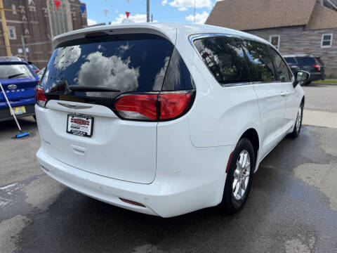 2018 Chrysler Pacifica LX