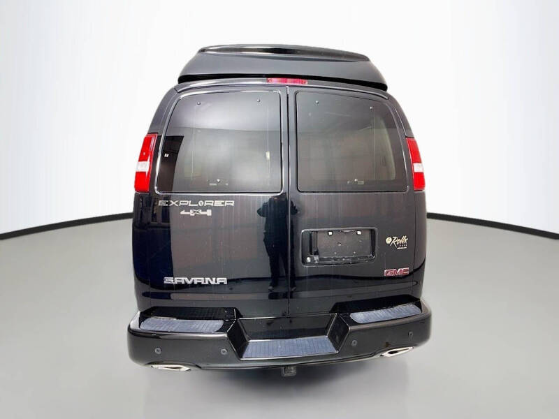 2025 GMC Savana 2500