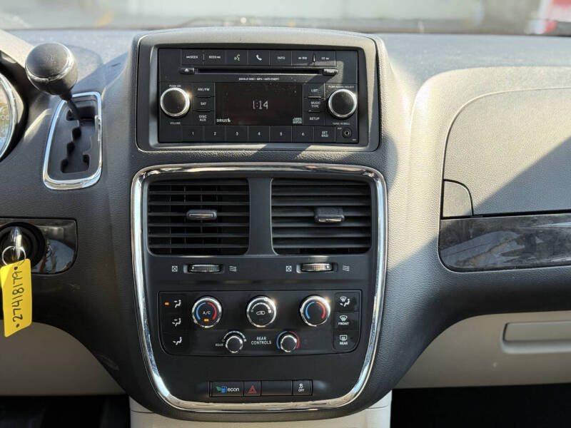 2015 Dodge Grand Caravan SE