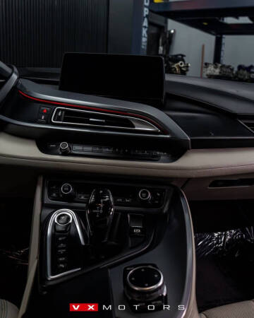 2014 BMW i8