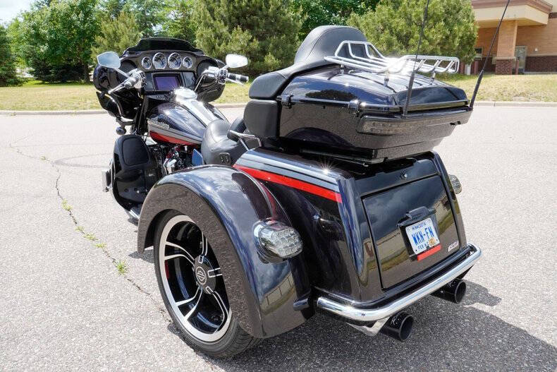2020 Harley-Davidson CVO Tri Glide