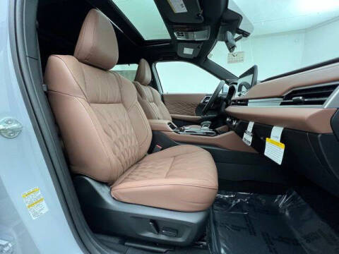 2025 Mitsubishi Outlander SEL