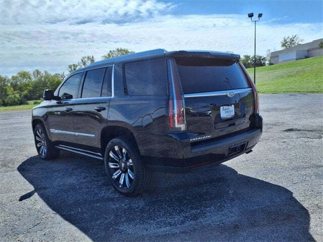 2020 Cadillac Escalade Platinum