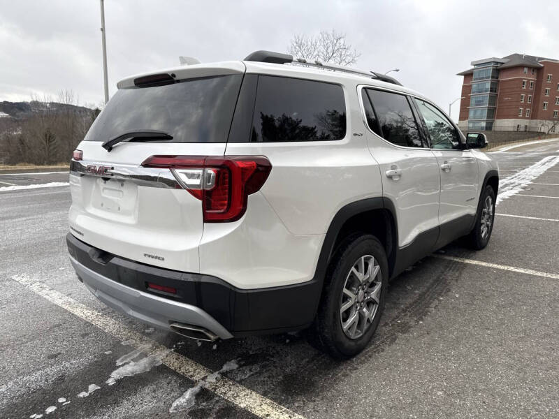 2020 GMC Acadia SLT