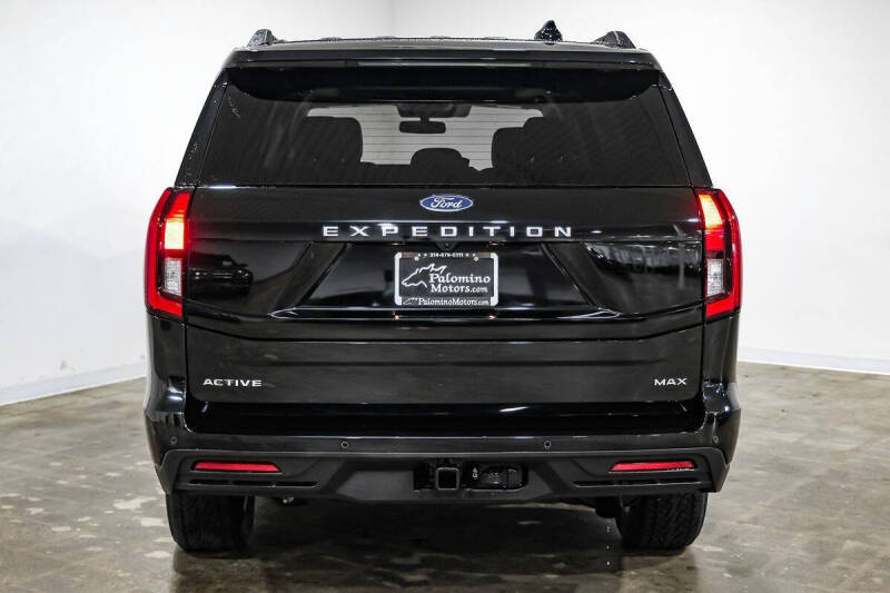 2025 Ford Expedition MAX Active