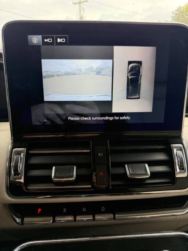 2019 Lincoln Navigator Select