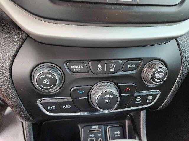 2018 Jeep Cherokee Latitude Plus