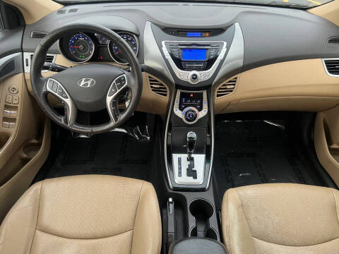 2012 Hyundai Elantra Limited