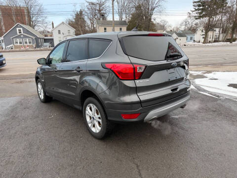 2019 Ford Escape SE
