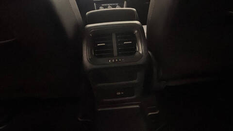 2023 Volkswagen Taos SEL 4Motion