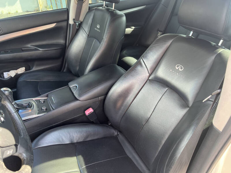 2012 Infiniti G25 Sedan Journey