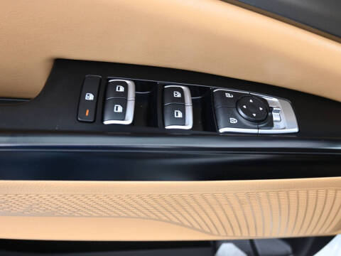 2022 Kia Carnival LX