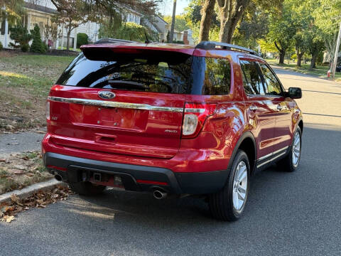 2011 Ford Explorer XLT