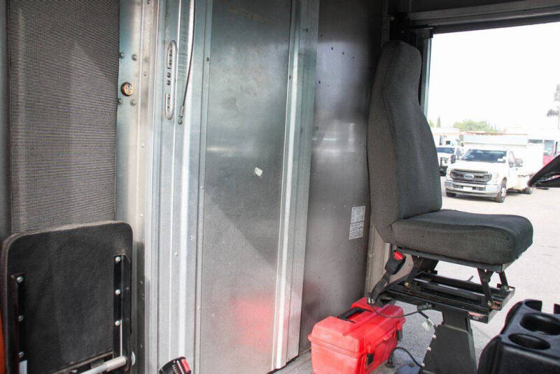 2020 Freightliner MT45 Chassis