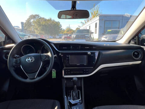 2016 Scion iM