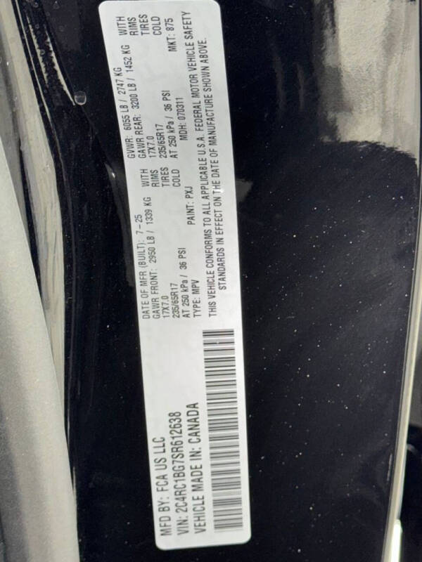 2025 Chrysler Pacifica Select