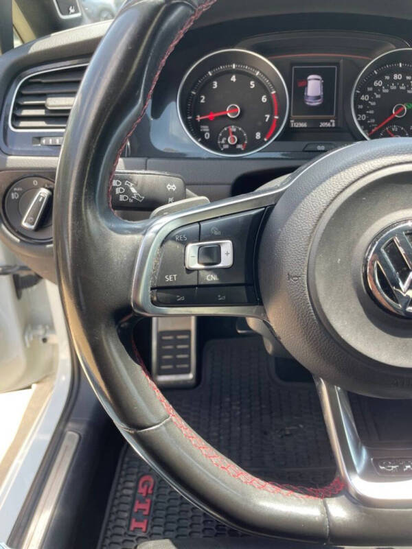 2016 Volkswagen Golf GTI SE