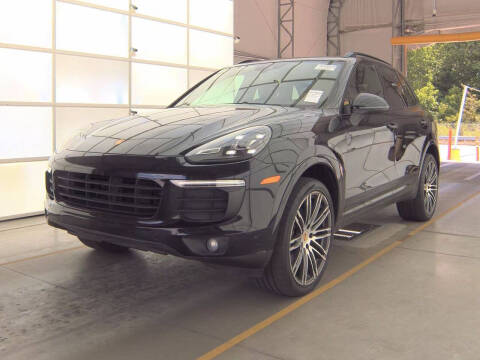 2017 Porsche Cayenne Platinum Edition