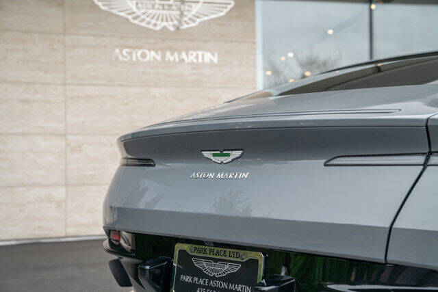 2018 Aston Martin DB11 8