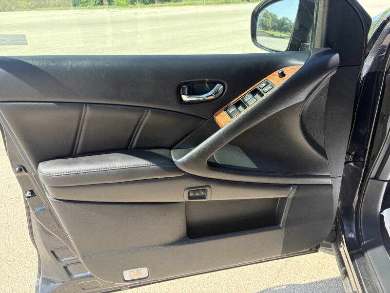 2012 Nissan Murano Platinum Edition
