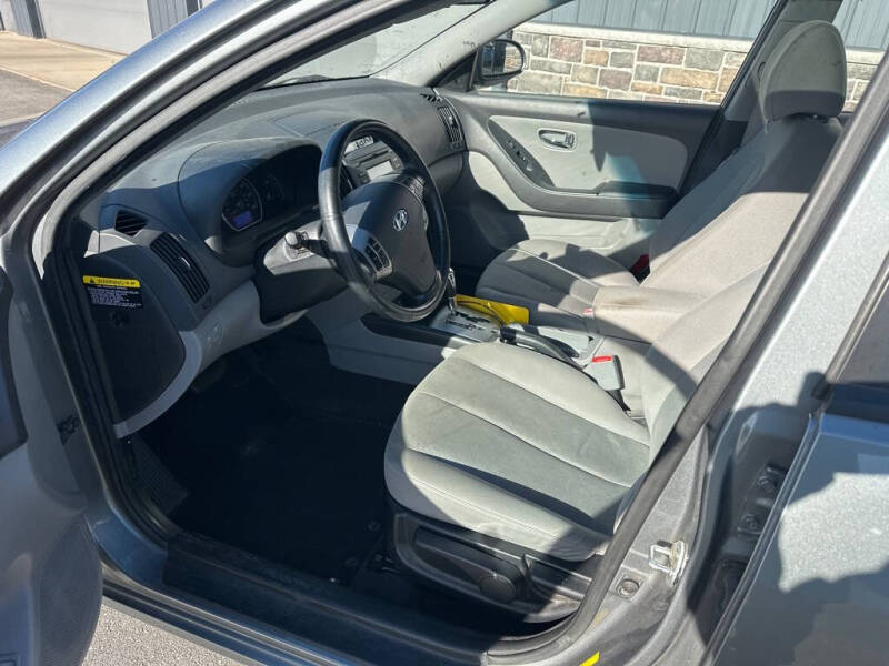 2010 Hyundai Elantra Blue