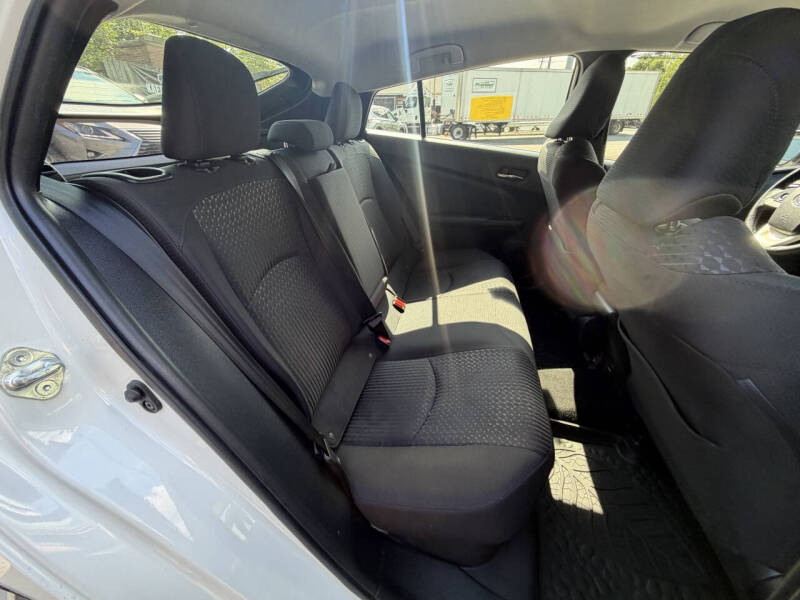 2018 Toyota Prius Three
