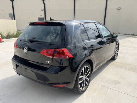 2016 Volkswagen Golf TSI SE