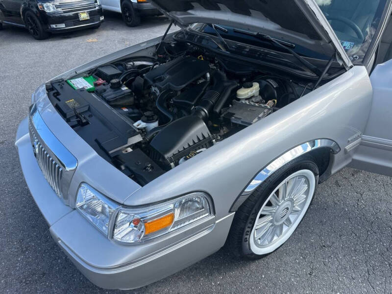 2011 Mercury Grand Marquis LS