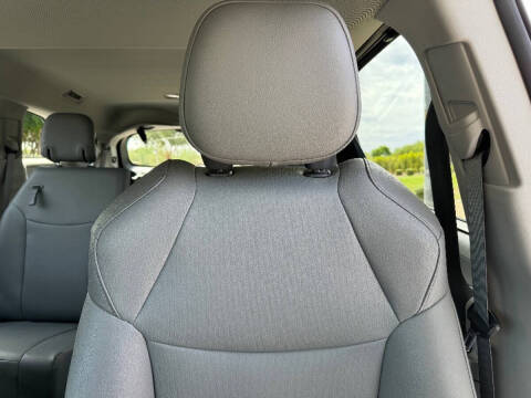 2023 Toyota Sienna XLE 7-Passenger