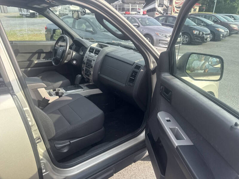 2011 Ford Escape XLT