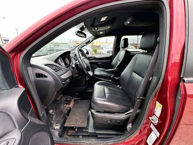 2015 Dodge Grand Caravan R/T