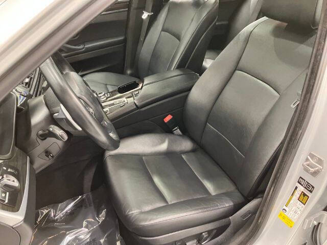 2013 BMW 5 Series 535i